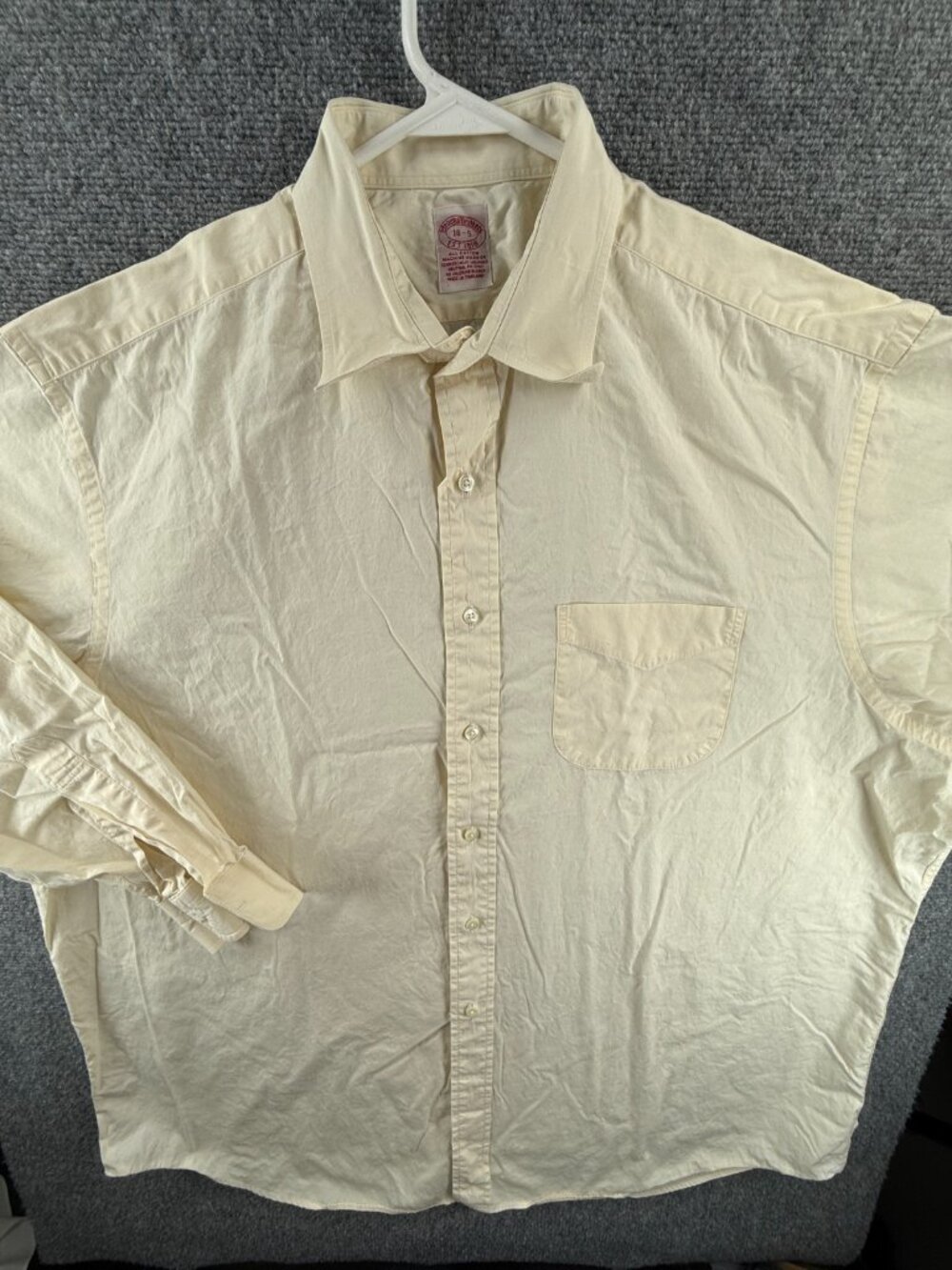 VTG Brooks Brothers Point Cotton 18 35 Yellow Button Up Shirt Solid Office Adult